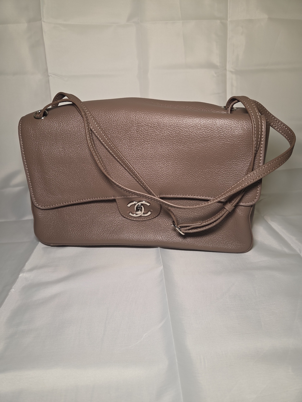 Chanel 2026 Maxi Flap Bag 38.5cm Brown Calfskin